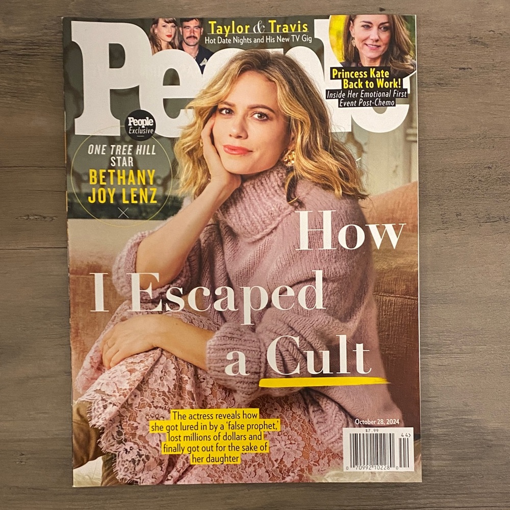 People Magazine - October 28, 2024 Edition